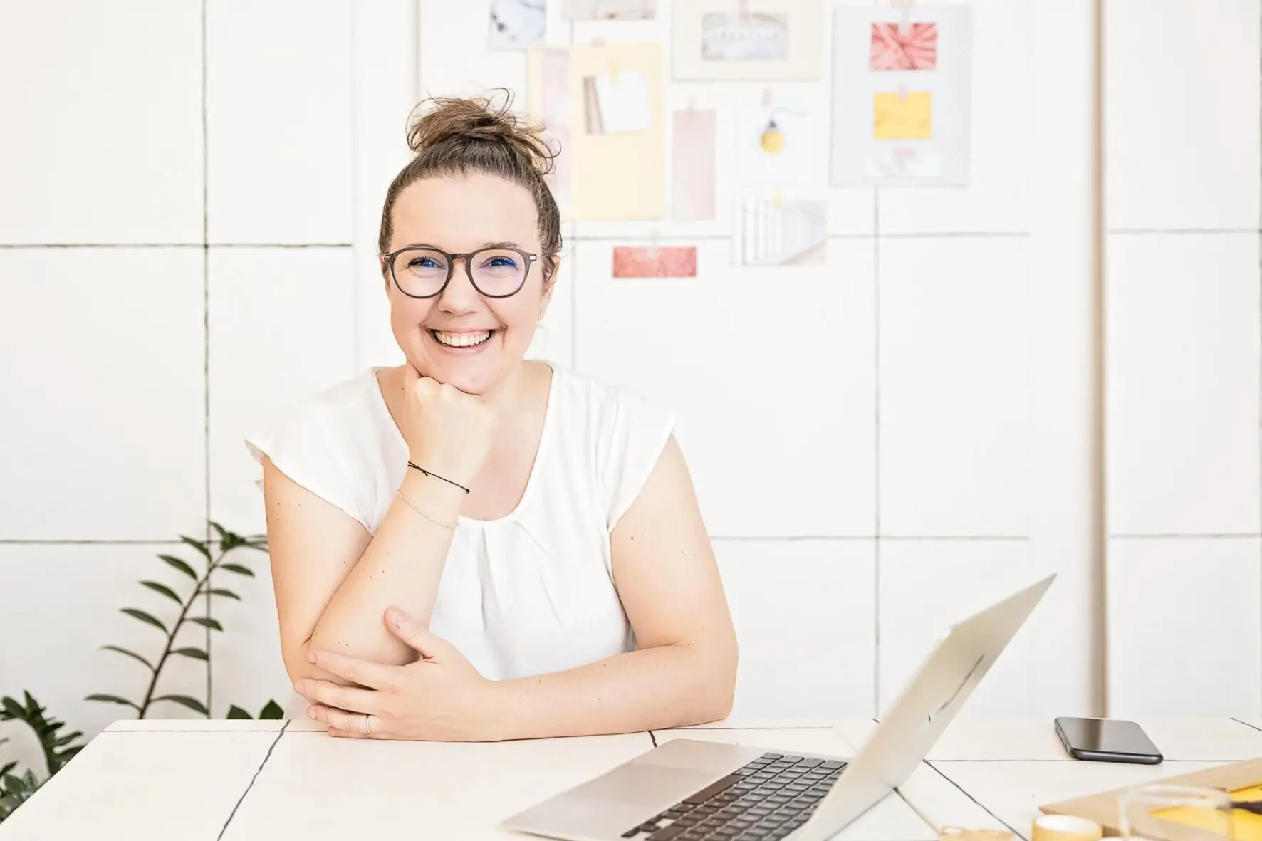 Ingrid Mazonde, graphiste pour studio colibri entre Genève et Nyon